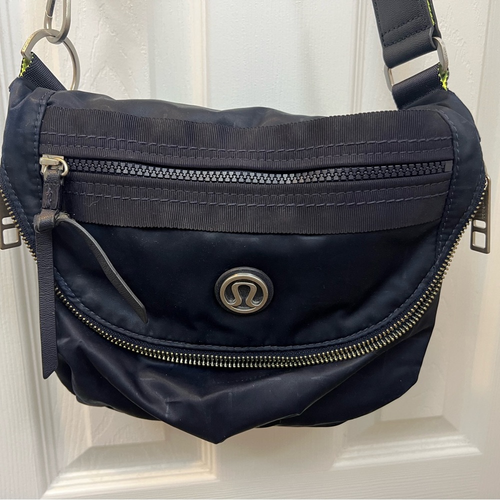 lululemon athletica Navy Belt Bag